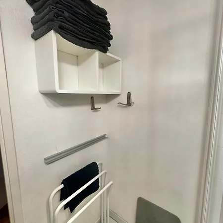 Orion - Charmante Petite Maison De 3 Pièces Avec Jardin Et Parking Casa vacanze *