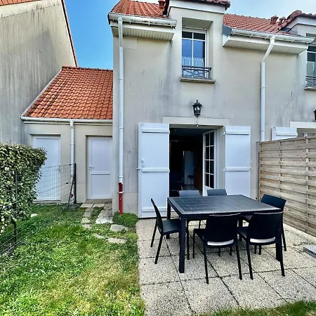 Orion - Charmante Petite Maison De 3 Pieces Avec Jardin Et Parking Vakantiehuis *