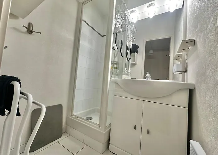 Orion - Charmante Petite Maison De 3 Pieces Avec Jardin Et Parking *