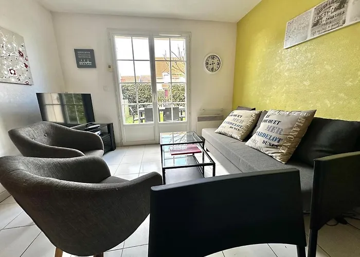 Orion - Charmante Petite Maison De 3 Pieces Avec Jardin Et Parking *
